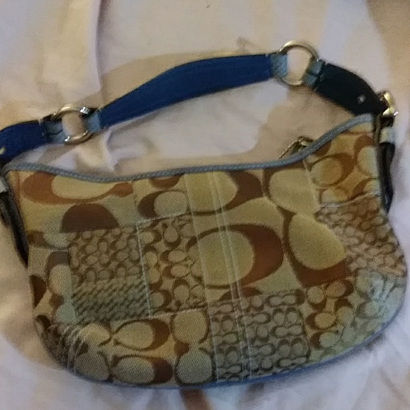 Coach authentic small gray purse with cute tassle - Picture 4 of 6